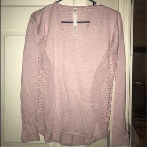 Lululemon size 2 still movement sweater